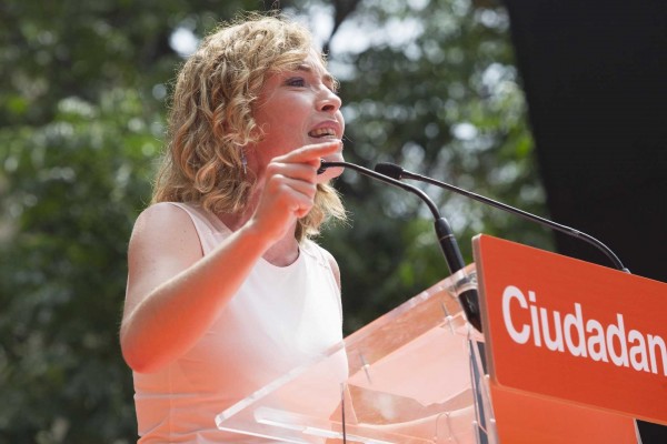 A España le sienta bien que no haya mayorías absolutas y que los viejos partidos rindan cuentas