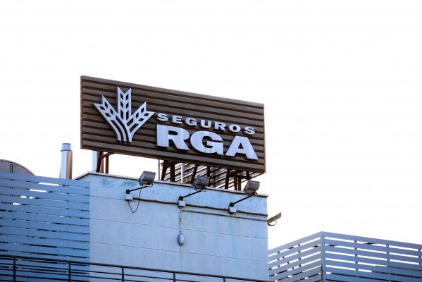 El mejor plan de pensiones de renta variable de España es de Seguros RGA (Caja Rural Central)