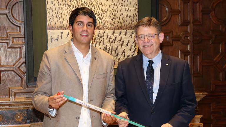 El alcalde de Morella, Rhamsés Ripollés, con Ximo Puig en el Palau de la Generalitat - 