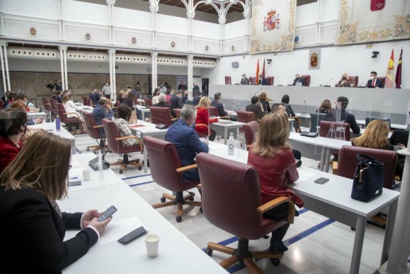 Los ataques de la moción: 