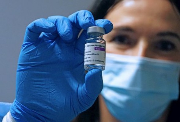 La EMA concluye que la vacuna de AstraZeneca es 