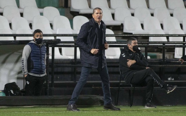 El Castellón quiere pescar en río revuelto