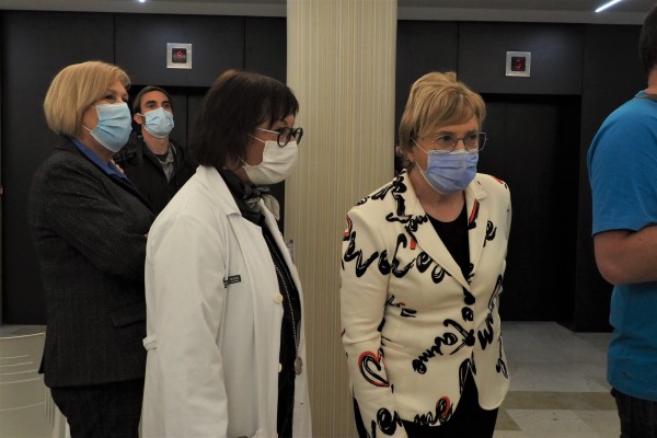 Barceló descarta una alternativa a AstraZeneca para vacunar al personal docente