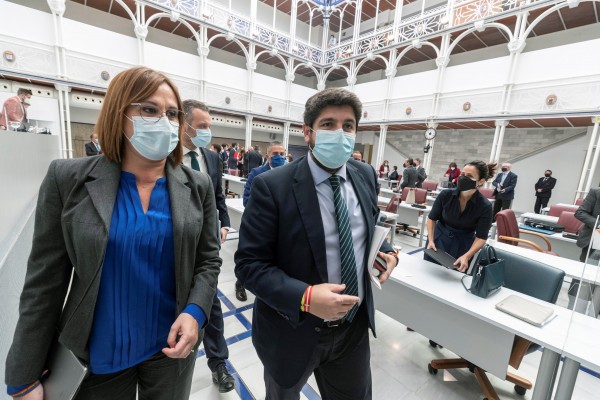 Miras afronta el día D con la tranquilidad de que el 'fontanero Teo' ha desatascado la moción