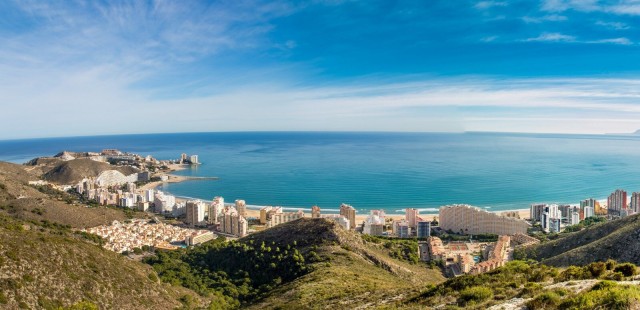 Cullera triplica el número de empresas que trabajan para conseguir el distintivo de calidad turística