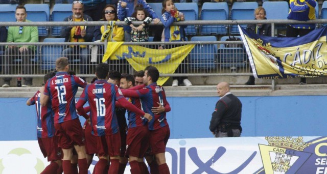 El Levante subirá a Primera si gana al Oviedo el próximo sábado