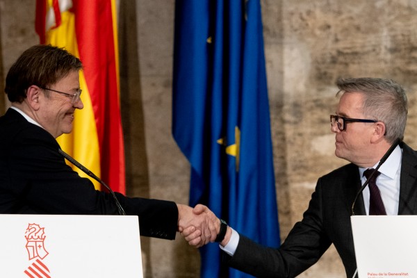 El Consell y la CEV cierran filas con Ford Almussafes y confían en su competitividad