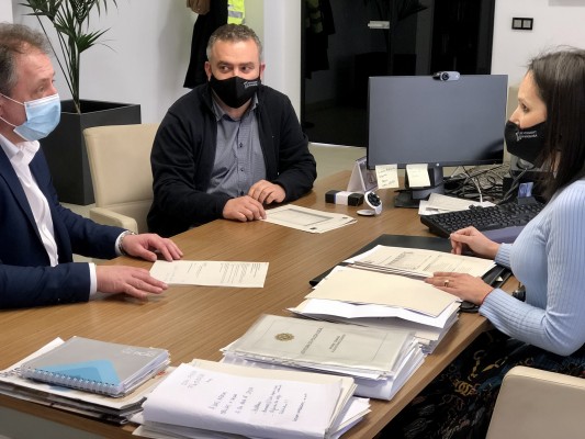 Caixalmassora y el Ayuntamiento firman un préstamo de 2,7 millones para futuros proyectos