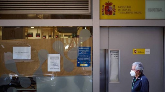El SEPE no opera aún con normalidad, pero recupera la cita previa y presolicitud de prestaciones