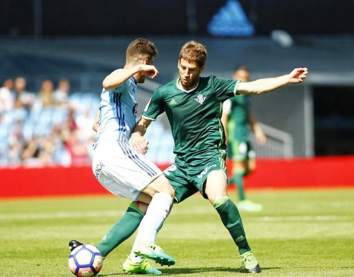 El Betis sella la permanencia