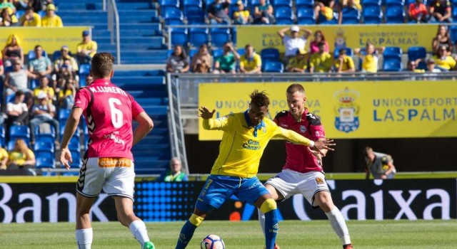 El Alavés saca un punto en su visita a Gran Canaria