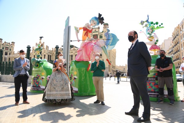 Ecovidrio invita a los valencianos a reciclar con espíritu fallero