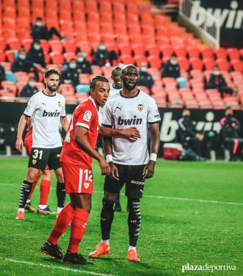 Mangala vuelve a lesionarse
