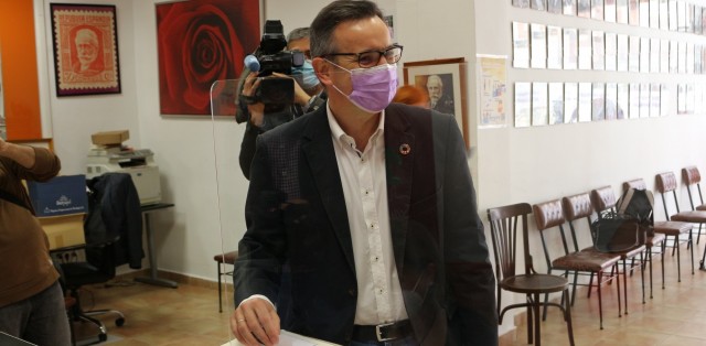 El 99% de los militantes socialistas que han votado apoyan la moción de censura junto a Cs