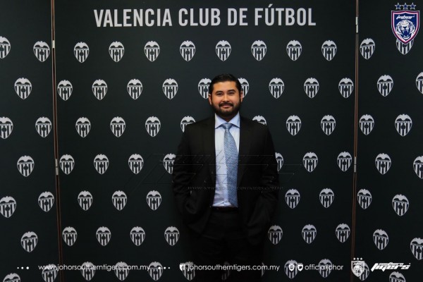 Tunku Ismail se reúne con Peter Lim para avanzar en la operación Valencia CF