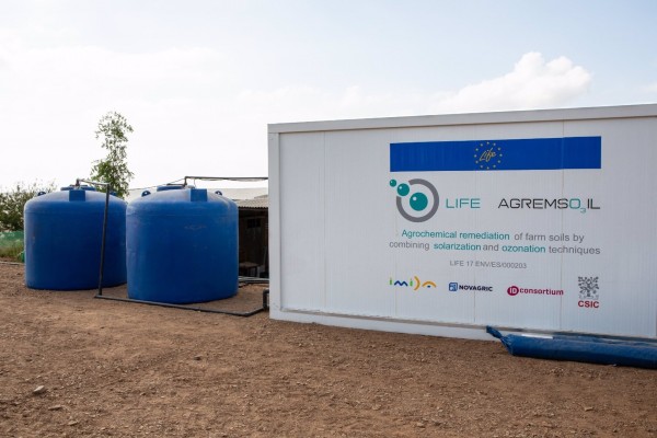 El IMIDA desarrolla un dispositivo de descontaminación de suelos agrícolas mediante ozono