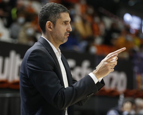Rubén Burgos: 