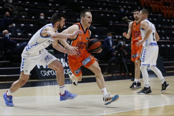 Valencia Basket visita a Acunsa, colista de ACB, con un ojo puesto en la Euroliga
