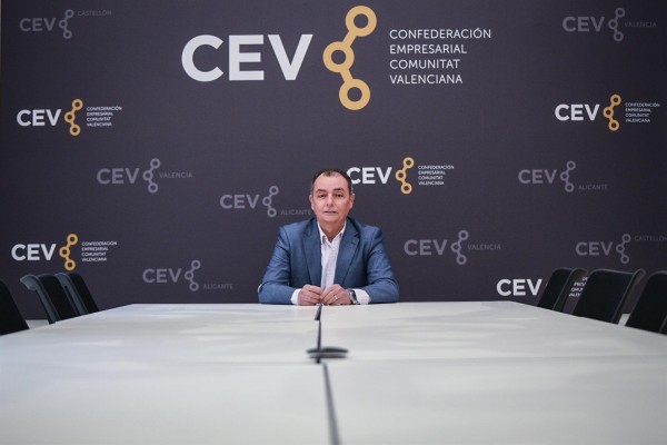 La CEV pide al Consell movilizar a sus empleados para evitar 