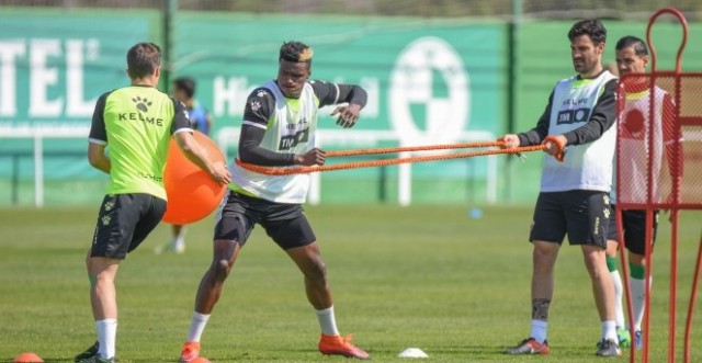 El Elche se jugará la permanencia con tres colistas y tres aspirantes a promoción
