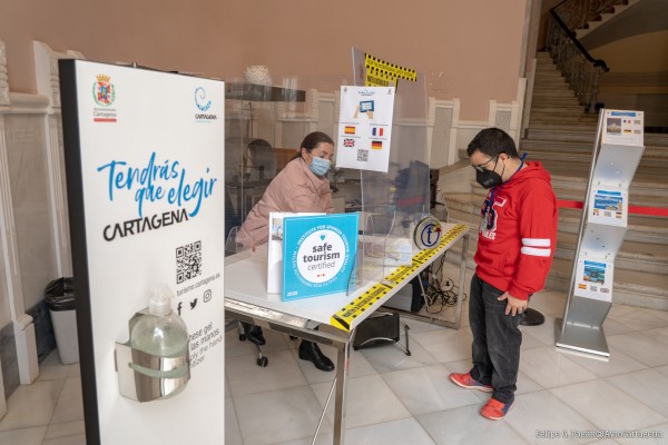 Esfuerzo y compromiso, señas de identidad de la calidad turística a la que optan 100 empresas de Cartagena
