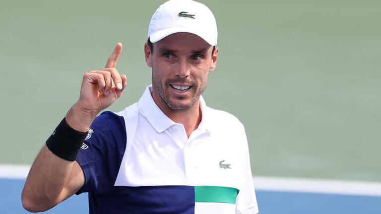 Roberto Bautista derriba el efecto Rublev para volver a la final en Doha
