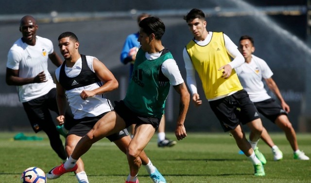Garay no entrena y siembra dudas a Voro en la defensa