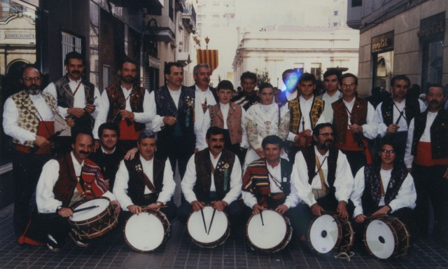 La Colla de Dolçainers i Tabaleters de Castelló, 40 anys de música, amistat, tradició i festa