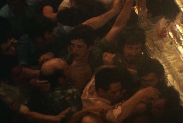 Cómo un juez franquista censuró un
documental en 1985 sobre matanzas del 36 y hundió a su director