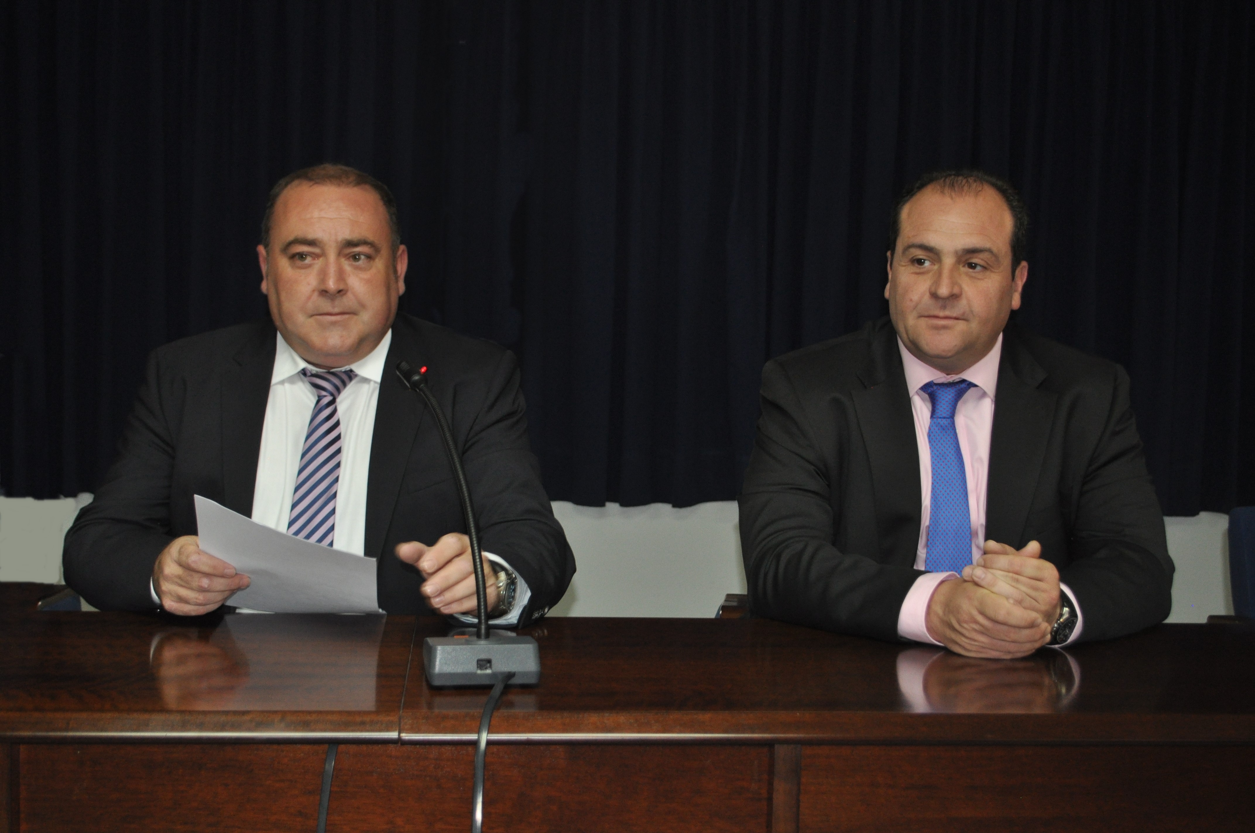 Vicente Pallarés y Julián Torner, alcalde y teniente alcalde, respectivamente, de Sant Joan Moró. - 