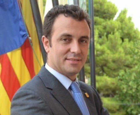 El Partido Popular crea una gestora en Requena para apartar a Javier Berasaluce 