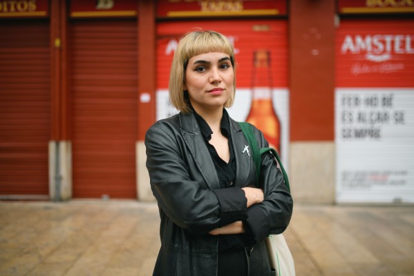 “Se está señalando mal al verdugo, el ocio no contagia”, hablamos con Paula Costa (psicóloga) en torno a las consecuencias emocionales en el sentir de la hostelería