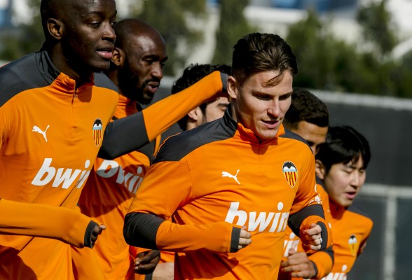 Gracia ensaya un once con novedades para enfrentar al Levante