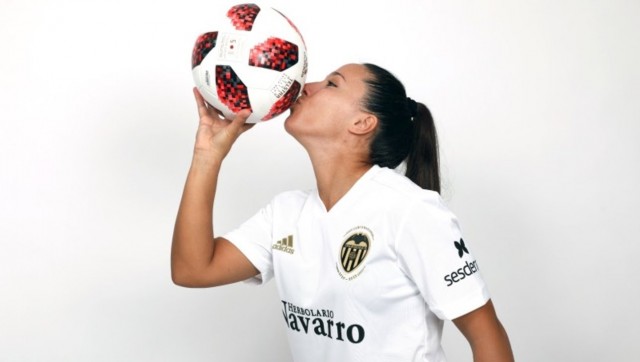 'Lona para Mapi': nuestra reivindicación necesaria de Mari Paz Vilas como leyenda goleadora del Valencia CF