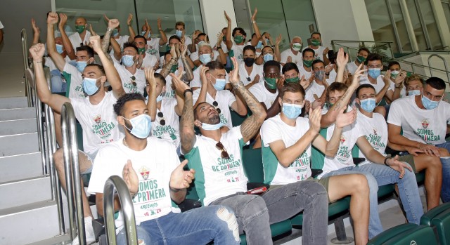El Elche sigue sin pagar la prima del ascenso