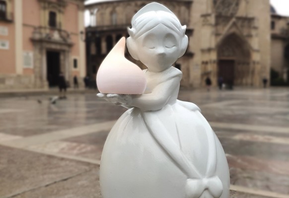 Mininot lanza una campaña para apoyar a comisiones falleras y tiendas de indumentaria 