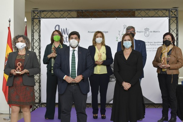 Porque ellas construyen una sociedad mejor: Premios 8M para mujeres que son referentes