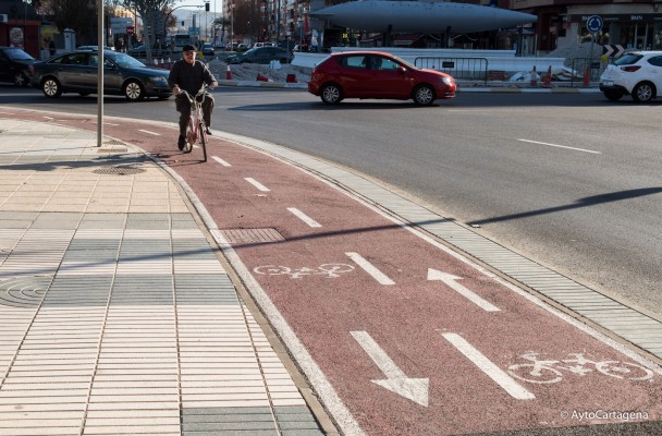 Un tramo de más de 300 metros unirá por bicicleta Capitanes Ripoll y Ronda de La Unión