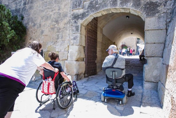 La Semana Santa empuja la ocupación de Alicante en abril hasta el 90% gracias al turista nacional