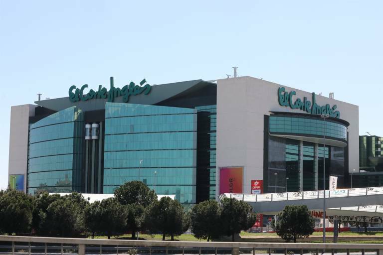 El Corte Inglés excluye de su plan de reducción de plantilla a los mayores de 50 años