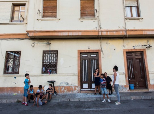 Una fiesta de color y baile donde los vecinos de Poblats Marítims serán los protagonistas 