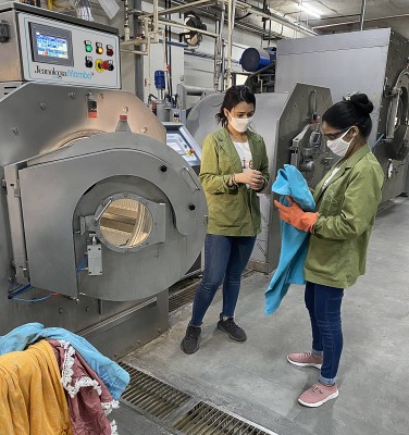 Anish India Exports y Jeanologia ponen en marcha una planta de acabado de prendas liderada por mujeres