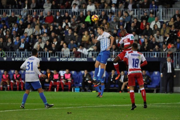 Sandro condena al Granada a Segunda