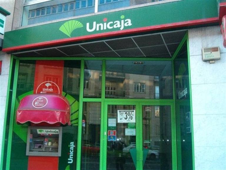 Unicaja Banco celebra hoy junta de accionistas para aprobar la salida a bolsa

