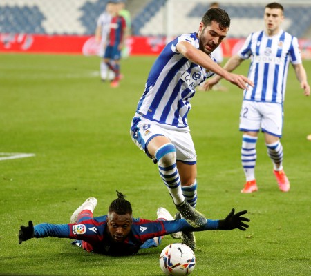 Doukouré redebuta con el Levante más de dos años después