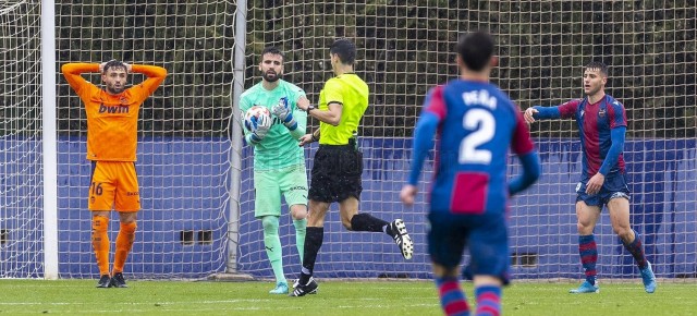 El Atlético Levante consuma el descenso del Mestalla