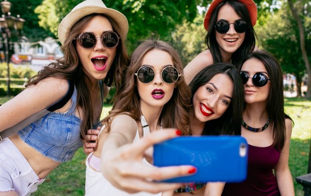 Uno de cada diez adolescentes publica toda su vida en redes sociales