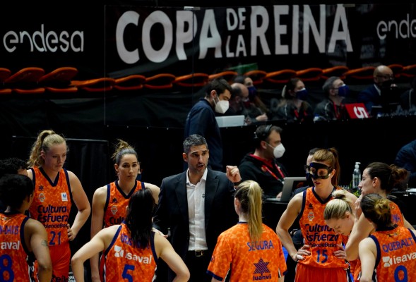 Valencia Basket busca ante Girona recoger el testigo de Ros Casares