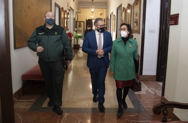 La Diputación y el Ministerio de Interior aportarán 200.000 euros al año para mejorar los cuarteles