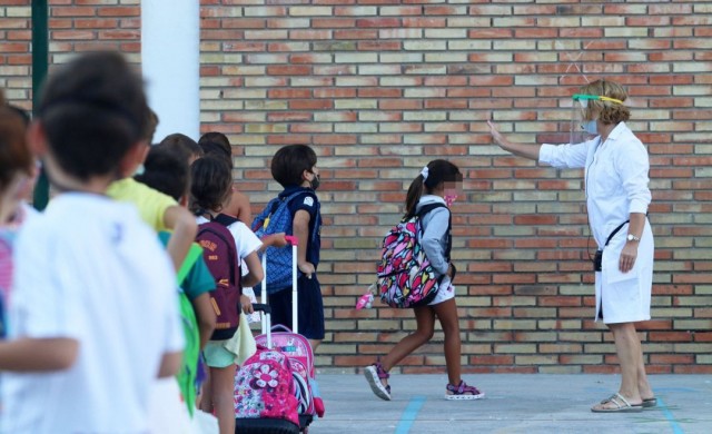 La tormenta fallera perfecta: unas vacaciones por dejación del Consell